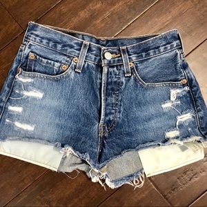 Vintage Levi’s shorts!